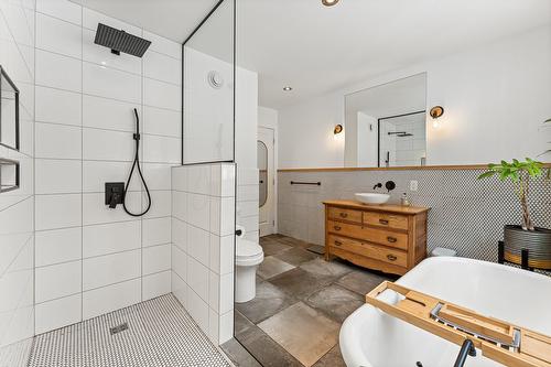 Salle de bains - 2658 Rue De Champlain, Dunham, QC - Indoor Photo Showing Bathroom