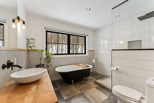 Salle de bains - 2658 Rue De Champlain, Dunham, QC - Indoor Photo Showing Bathroom