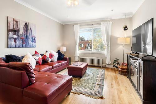 Salon - 4845 Av. Rosedale, Montréal (Côte-Des-Neiges/Notre-Dame-De-Grâce), QC - Indoor Photo Showing Living Room