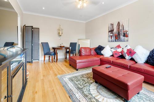 Salon - 4845 Av. Rosedale, Montréal (Côte-Des-Neiges/Notre-Dame-De-Grâce), QC - Indoor Photo Showing Living Room