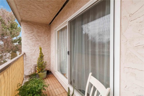 308-3225 Eldon Pl, Saanich, BC - Outdoor With Exterior