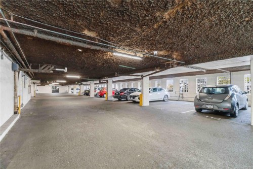 308-3225 Eldon Pl, Saanich, BC - Indoor Photo Showing Garage