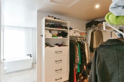 Closet - 