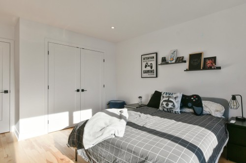 Chambre à coucher - 17085 Rue Du Corail, Mirabel, QC - Indoor Photo Showing Bedroom