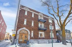 2-796 Av. Bloomfield  Montréal (Outremont), QC H2V 3S3