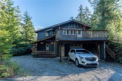 314 Reef Point Rd  Ucluelet, BC V0R 3A0