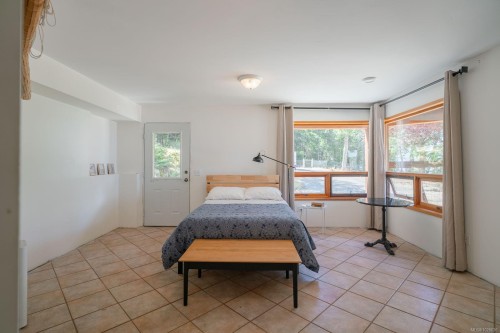 150 Jenkins Rd, Salt Spring, BC 