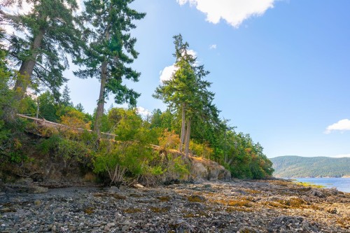 150 Jenkins Rd, Salt Spring, BC 