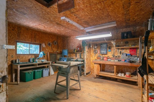 150 Jenkins Rd, Salt Spring, BC 