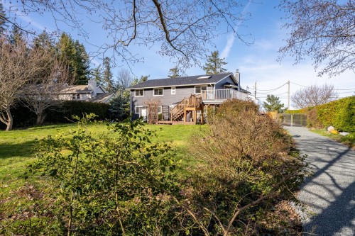 321 Wireless Rd, Comox, BC 