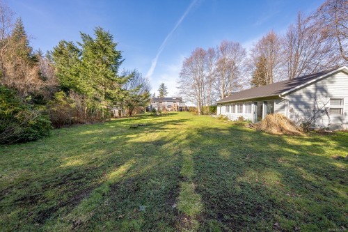 321 Wireless Rd, Comox, BC 