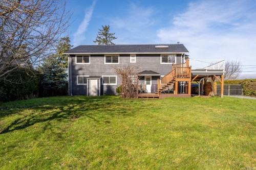 321 Wireless Rd, Comox, BC 