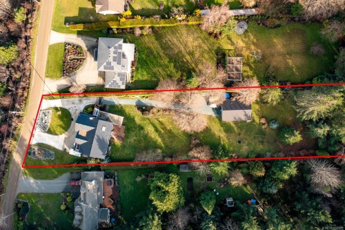 321 Wireless Rd, Comox, BC 