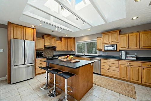 321 Wireless Rd, Comox, BC 