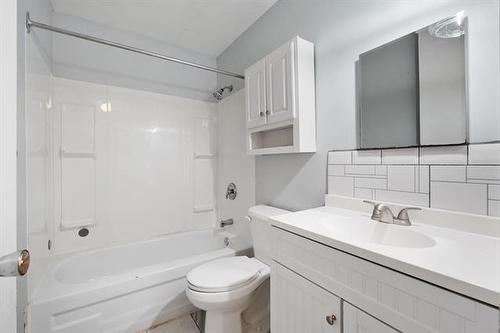 3 Menno Bay, Winnipeg, MB 