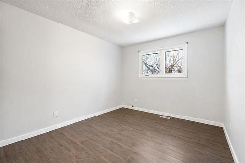 3 Menno Bay, Winnipeg, MB 