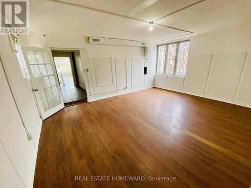 493A Danforth Avenue, Toronto, ON 