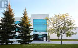 1201 NICHOLSON ROAD  Newmarket, ON L3Y 9C3