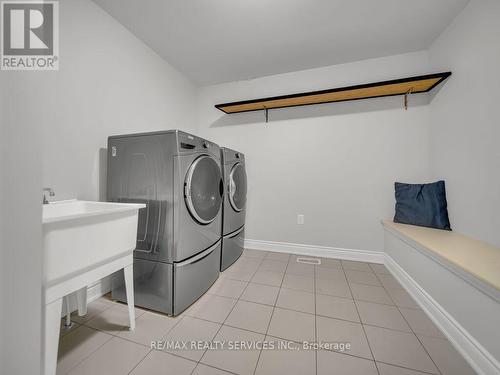 35 Wilmot Road, Brantford, ON - Indoor Photo Showing Laundry Room