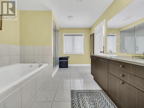 35 Wilmot Road, Brantford, ON - Indoor Photo Showing Bathroom