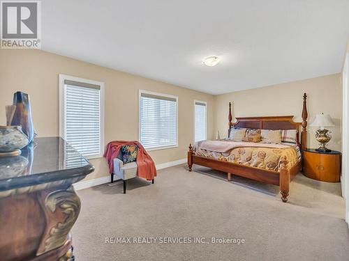 35 Wilmot Road, Brantford, ON - Indoor Photo Showing Bedroom