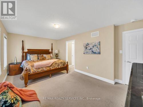 35 Wilmot Road, Brantford, ON - Indoor Photo Showing Bedroom