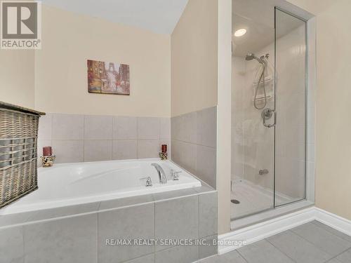 35 Wilmot Road, Brantford, ON - Indoor Photo Showing Bathroom