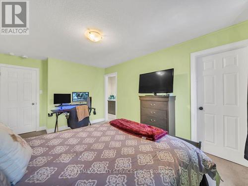 35 Wilmot Road, Brantford, ON - Indoor Photo Showing Bedroom