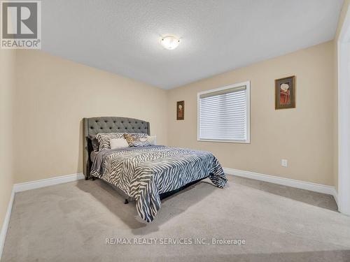 35 Wilmot Road, Brantford, ON - Indoor Photo Showing Bedroom