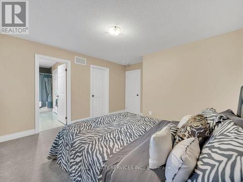35 Wilmot Road, Brantford, ON - Indoor Photo Showing Bedroom