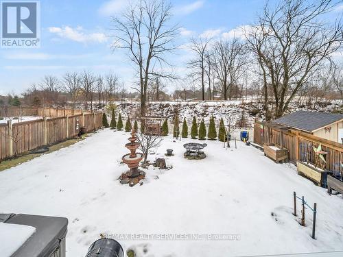 35 Wilmot Road, Brantford, ON - Outdoor