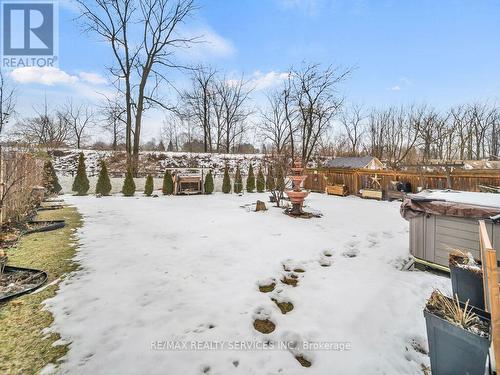 35 Wilmot Road, Brantford, ON - Outdoor
