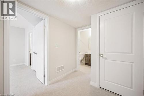 40 Urbane Boulevard, Kitchener, ON - Indoor Photo Showing Other Room