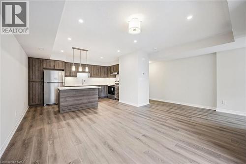 40 Urbane Boulevard, Kitchener, ON - Indoor Photo Showing Kitchen