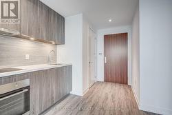 1601 - 15 QUEENS QUAY E  Toronto, ON M5E 0A4