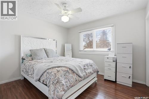 57 Moncton Place, Saskatoon, SK - Indoor Photo Showing Bedroom