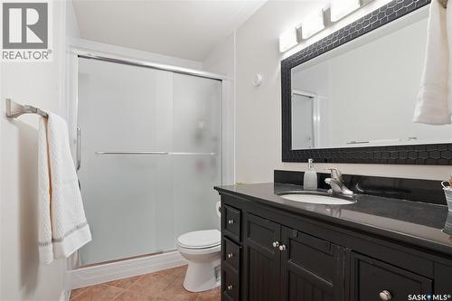 57 Moncton Place, Saskatoon, SK - Indoor Photo Showing Bathroom