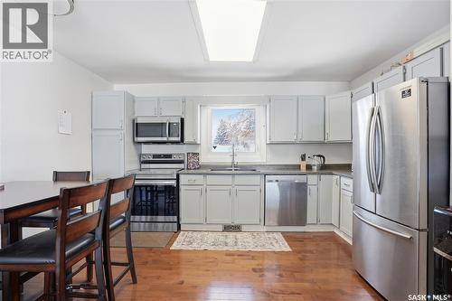 57 Moncton Place, Saskatoon, SK - Indoor Photo Showing Kitchen With Stainless Steel Kitchen
