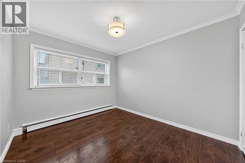 237 Mohawk Road E Unit# 8, Hamilton, ON - Indoor Photo Showing Other Room