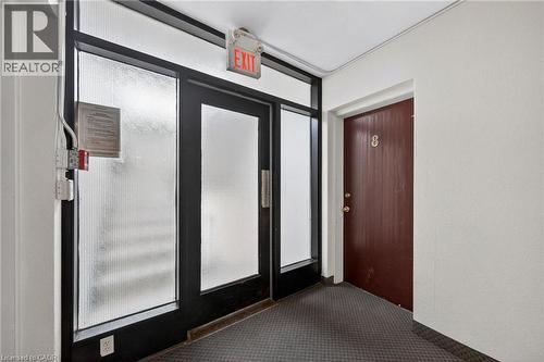 237 Mohawk Road E Unit# 8, Hamilton, ON - Indoor Photo Showing Other Room