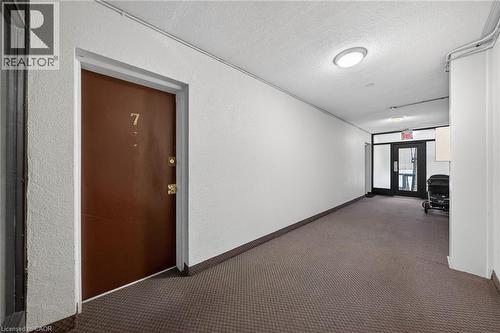 237 Mohawk Road E Unit# 7, Hamilton, ON - Indoor Photo Showing Other Room