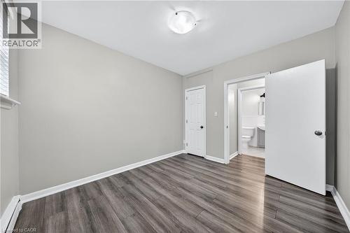 237 Mohawk Road E Unit# 5, Hamilton, ON - Indoor Photo Showing Other Room