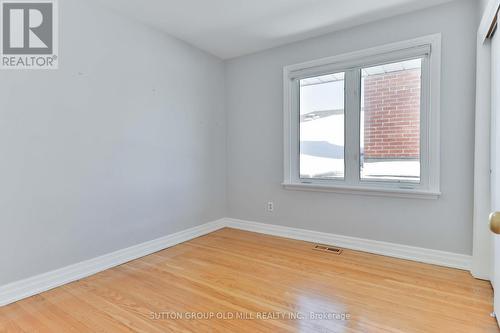 15 Manorhampton Drive, Toronto, ON - Indoor Photo Showing Other Room
