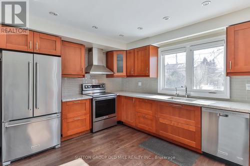 15 Manorhampton Drive, Toronto, ON - Indoor Photo Showing Kitchen With Stainless Steel Kitchen