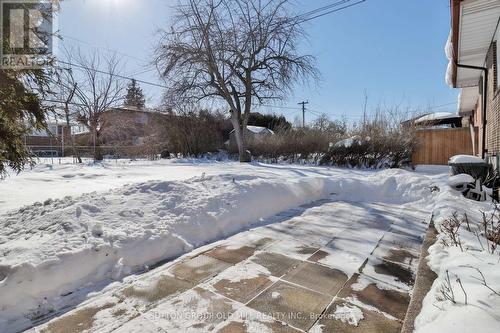 15 Manorhampton Drive, Toronto, ON - Outdoor With View