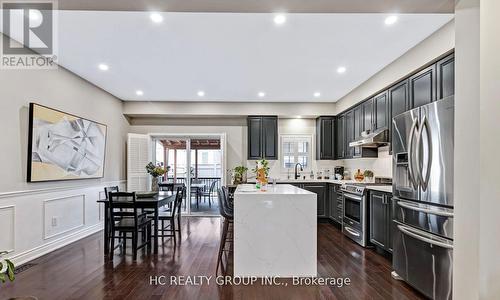90 Boticelli Way, Vaughan, ON - Indoor Photo Showing Kitchen With Upgraded Kitchen