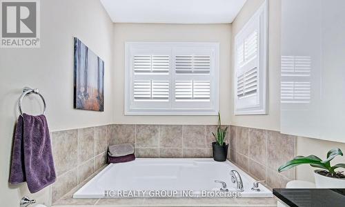90 Boticelli Way, Vaughan, ON - Indoor Photo Showing Bathroom
