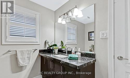 90 Boticelli Way, Vaughan, ON - Indoor Photo Showing Bathroom