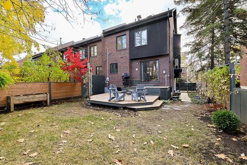 Face arrière - 654 Av. Pine, Saint-Lambert, QC 