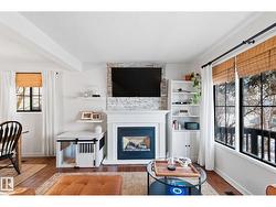 18717 57 AV NW  Edmonton, AB T6M 2A6